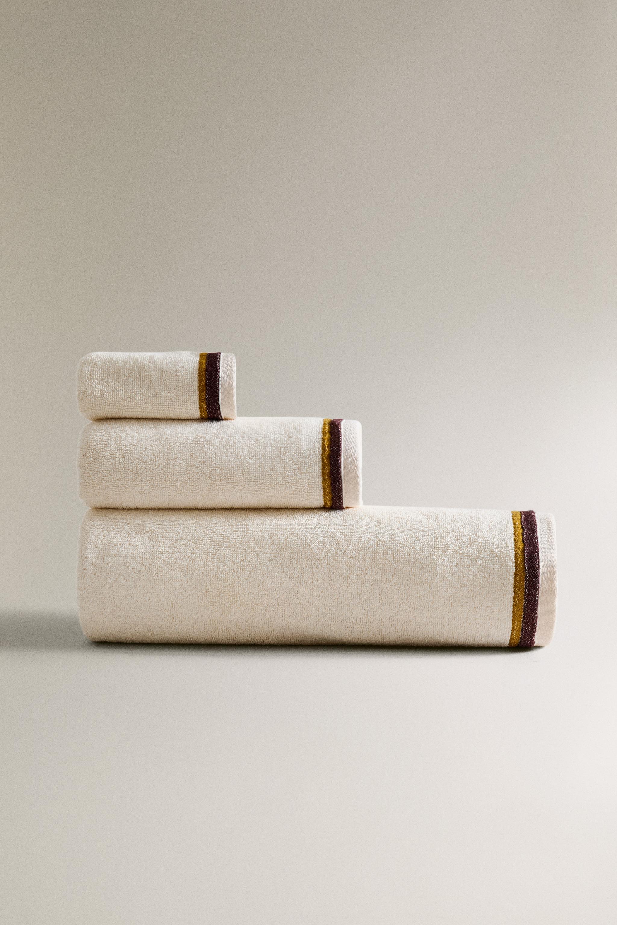 DOUBLE TRIM BATH TOWEL